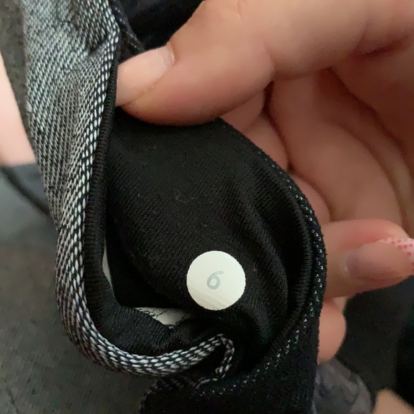 Lululemon Groove pant - Picture 3 of 4